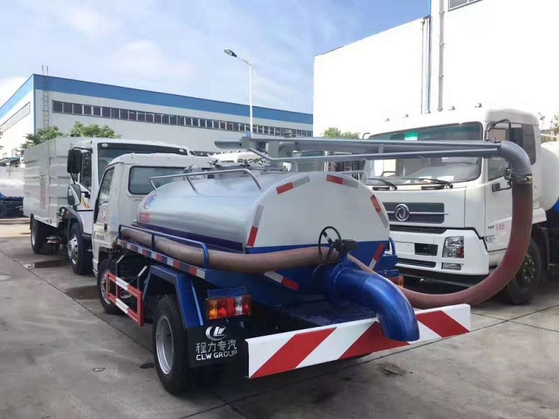 福田國(guó)三（5方）不上戶(hù)吸糞車(chē)圖片